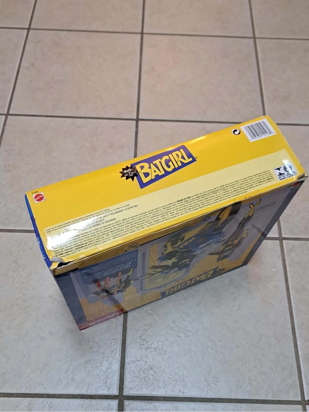 Barbie 2003 Mattel Barbie as Batgirl doll set (model C7458)